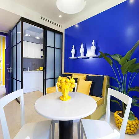 Apartment In Sorrento Near Beaches * Σορέντο